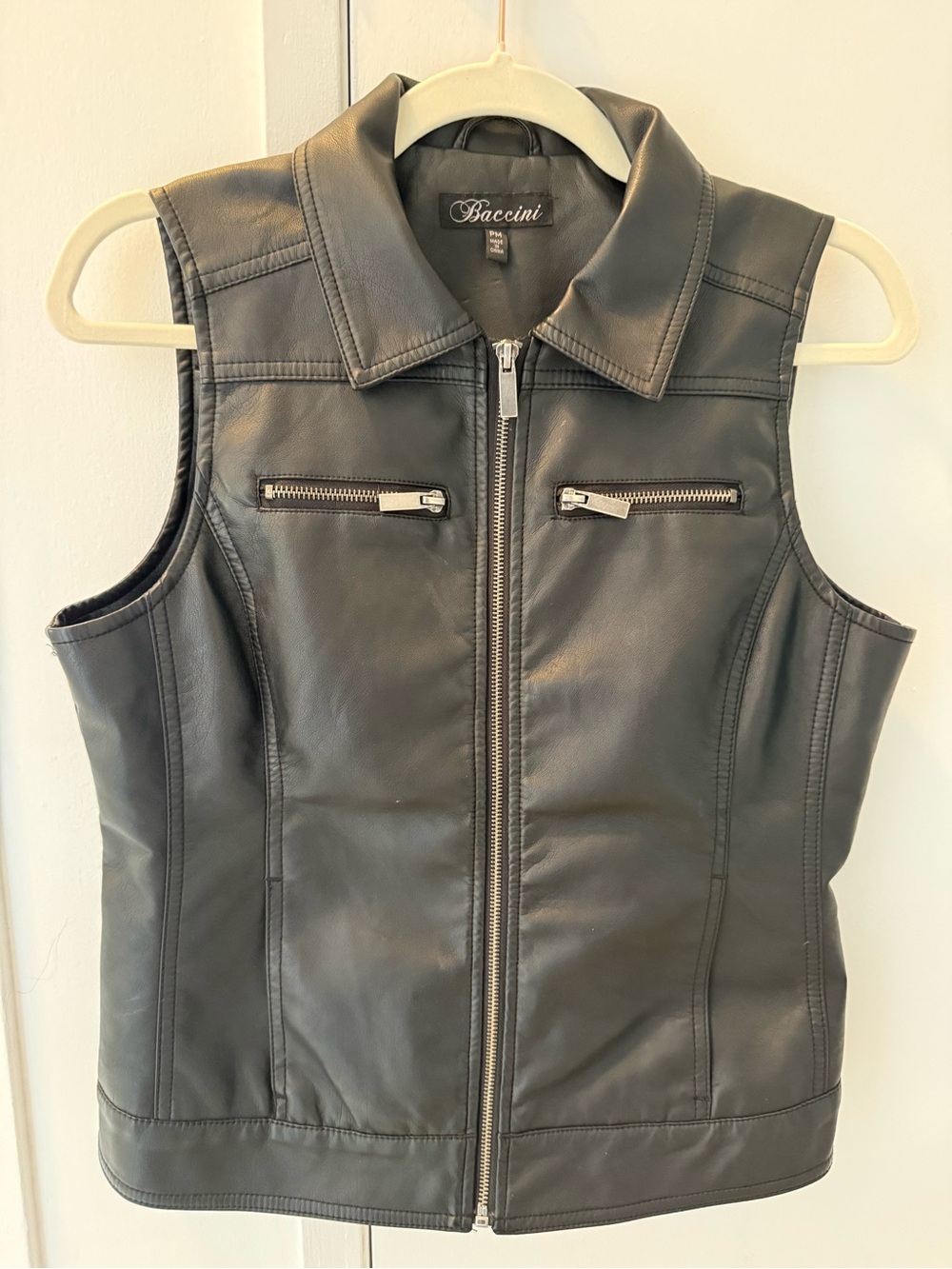 Baccini Black Zip Vest